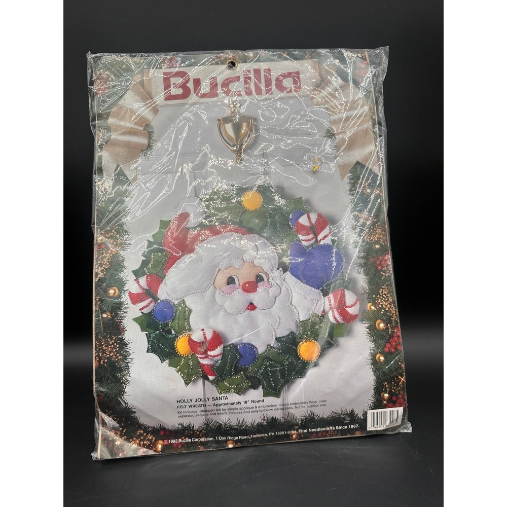 Bucilla Holly Jolly Santa Felt Wreath Kit Vintage 1993 Christmas Embroidery 18"